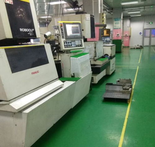 技术无价 工厂来了个机器维修牛人